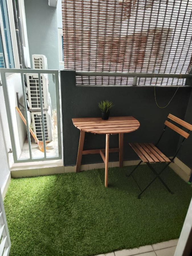 Putra 1 Pool Homestay Bandar Seri Putra Kampong Sungai Buah Exterior foto